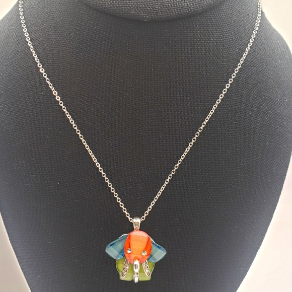 🥳HP🥳 Colorful Cute Elephant w/rhinestones on a Silver Tone 16" Necklace - Picture 4 of 10